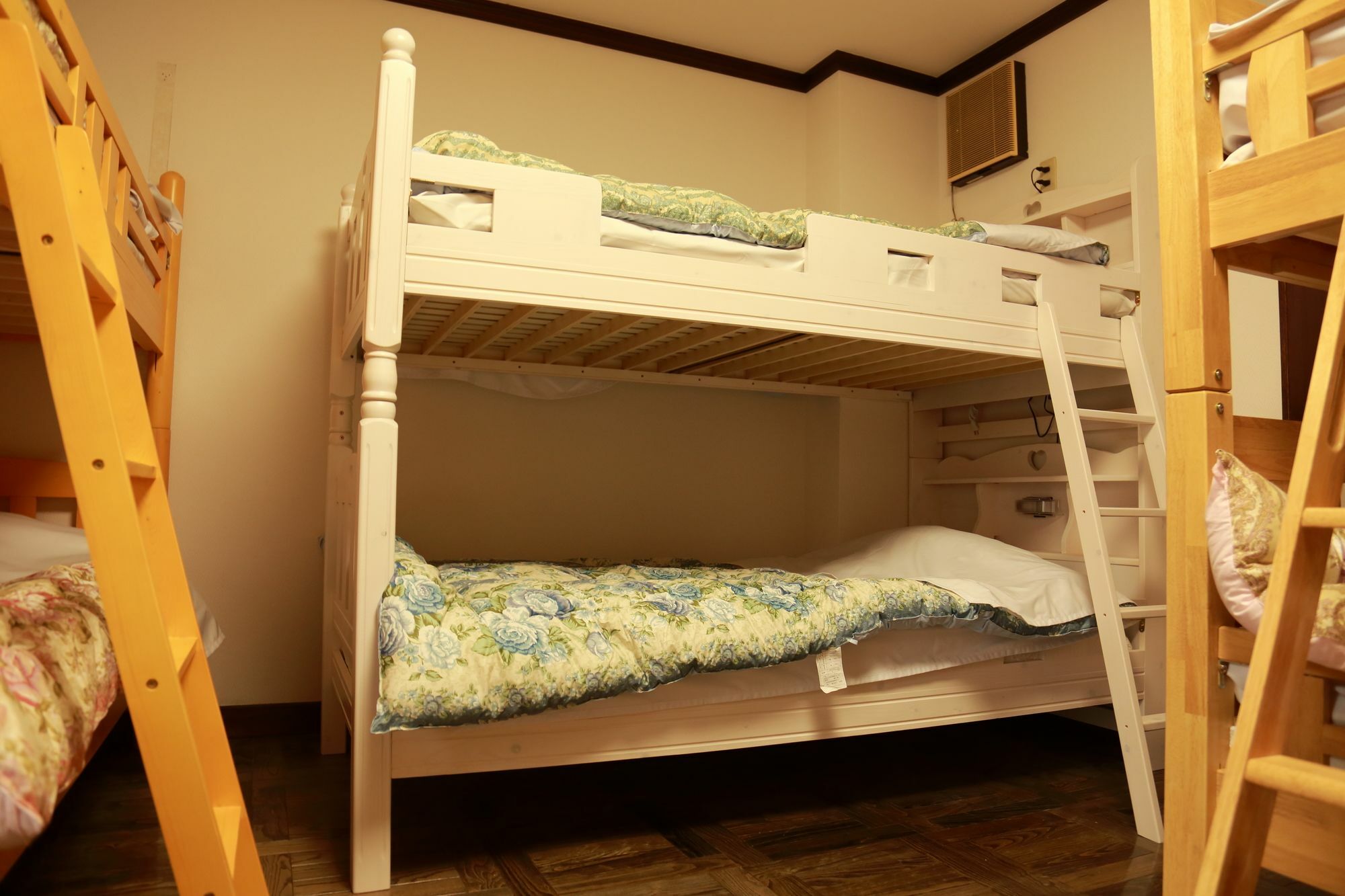 Guest House Fun Osaka Zewnętrze zdjęcie
