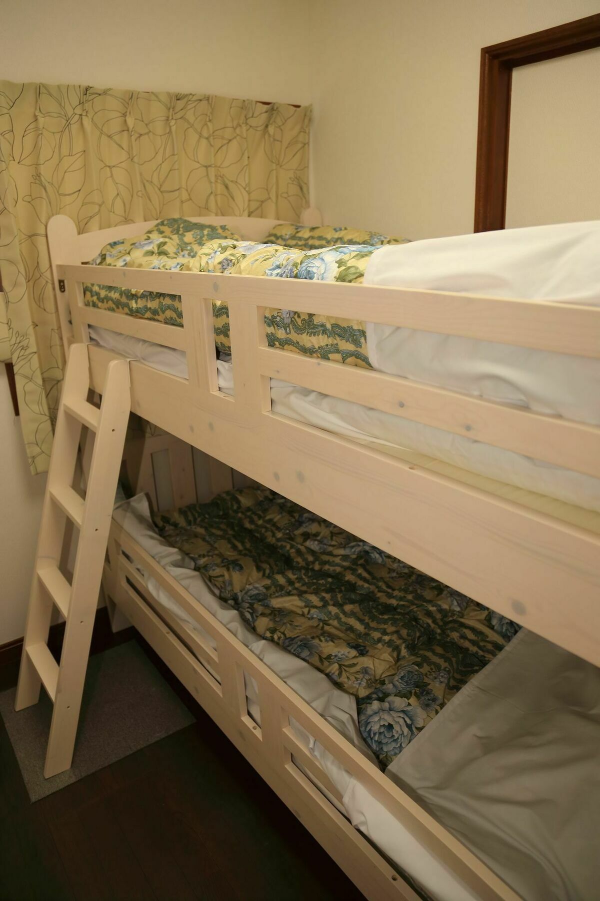 Guest House Fun Osaka Zewnętrze zdjęcie